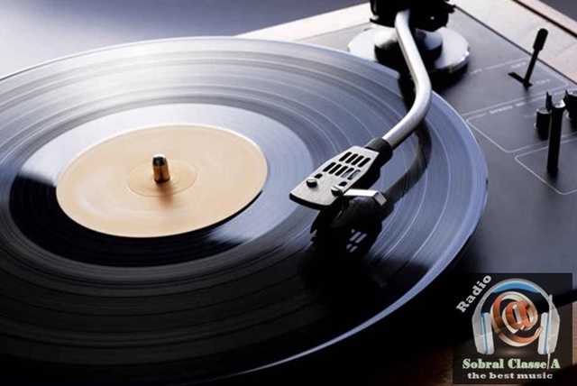 DISCOS DE VINIL REGISTRAM AUMENTO DE 13,2% NAS VENDAS EM 2023